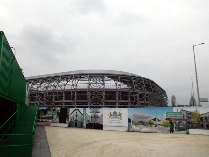 Fradin uusi Groupama Arena oli keväällä 2014 vielä rakenteilla.